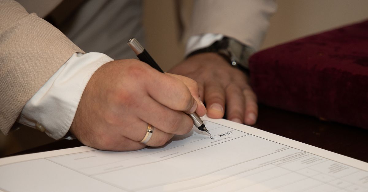 Qué es el poder para pleitos: notarial vs apud acta